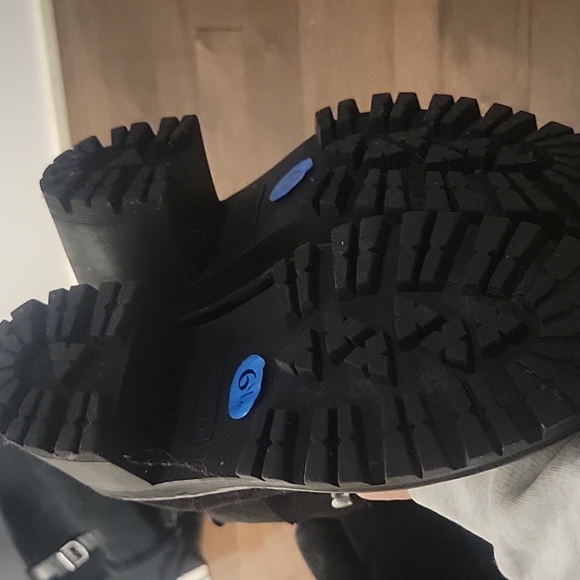 Esprit booties - Picture 3 of 5